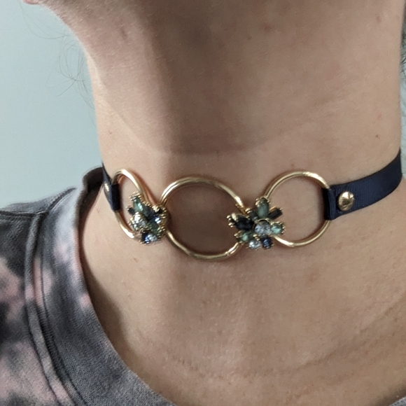🌸 Banana Republic Blue Gemstone Choker w/ Navy Band - Picture 1 of 12